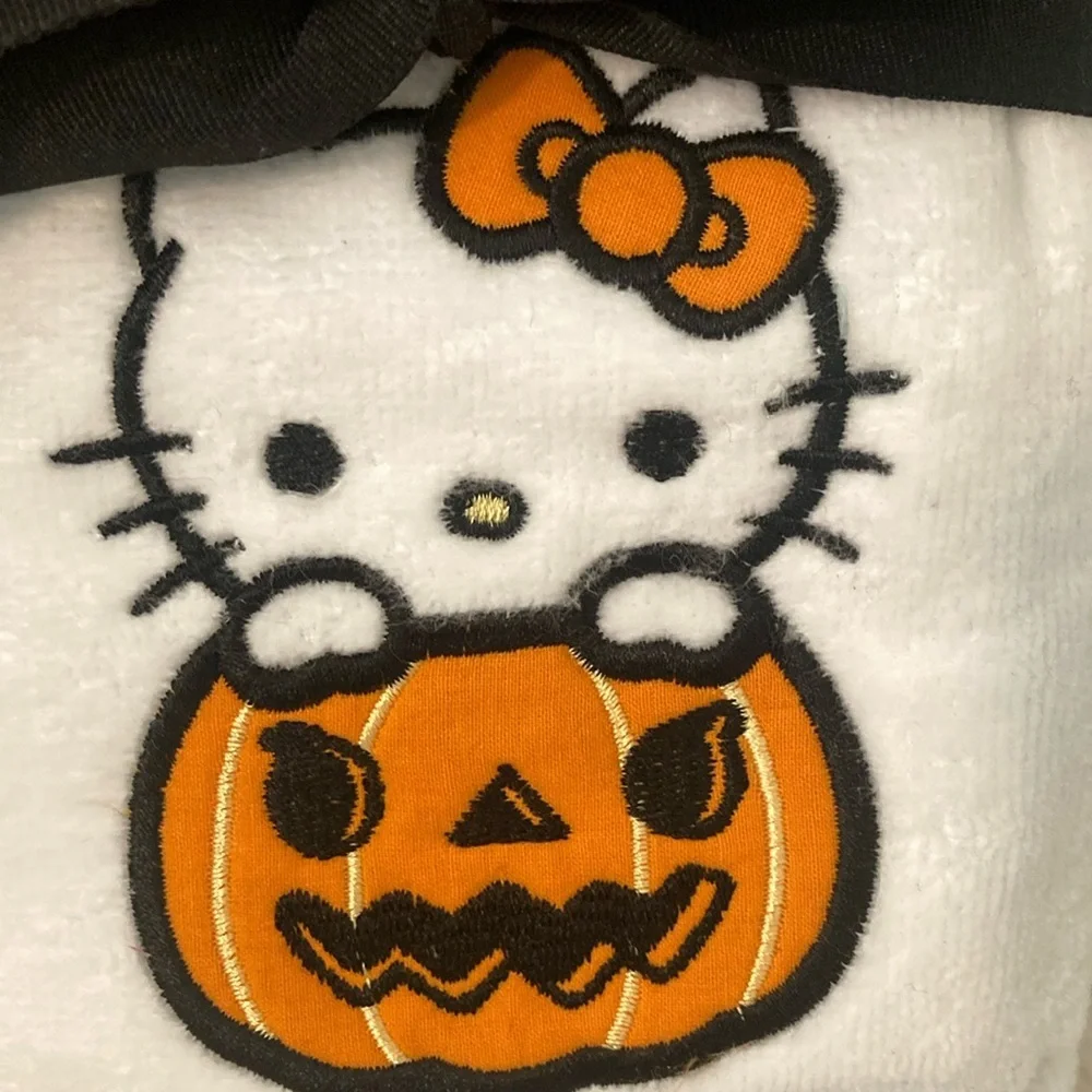 Hello Kitty 2023 Halloween Hand Towels